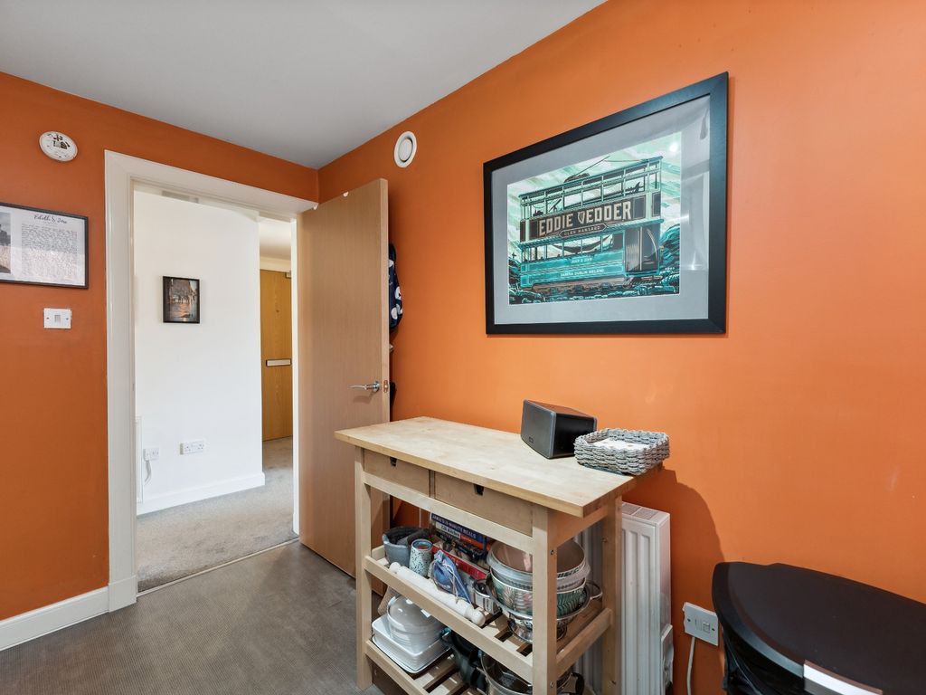 2 bed flat for sale in Afton Street, Shawlands, Glasgow G41, £179,000