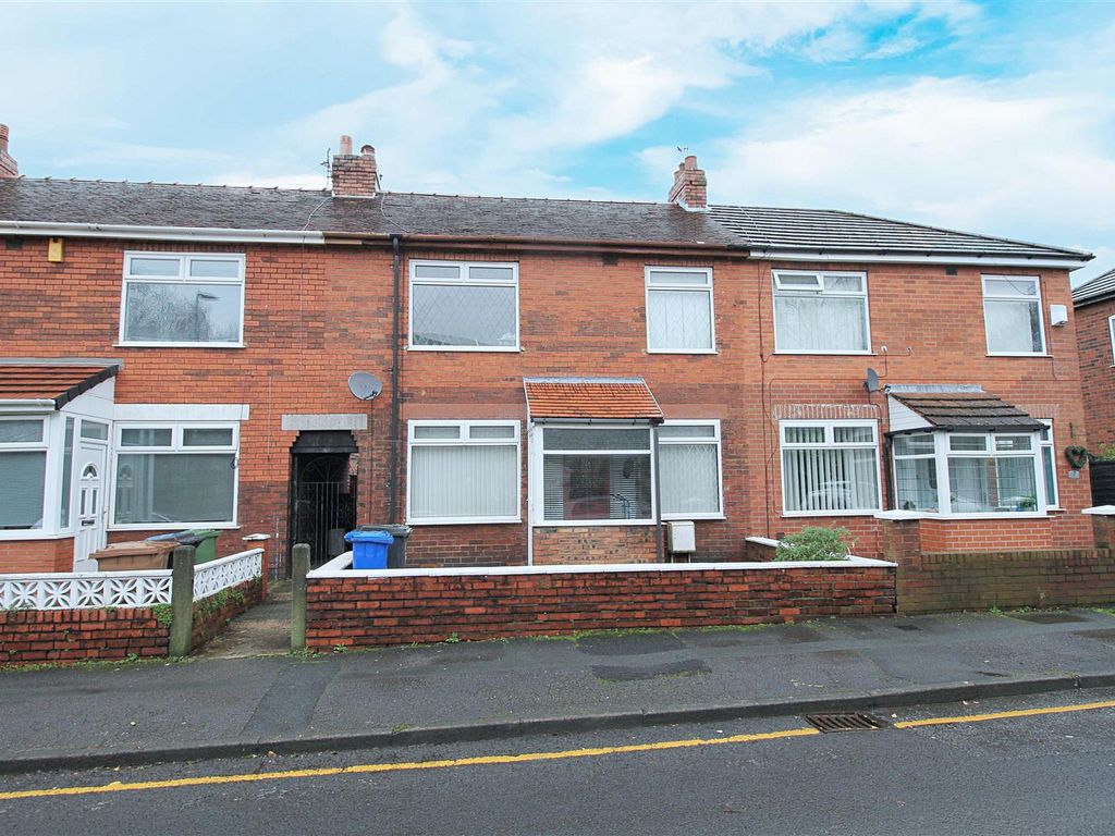 3 bed terraced house to rent in Coronation Street, Denton, Manchester M34, £1,200 pcm