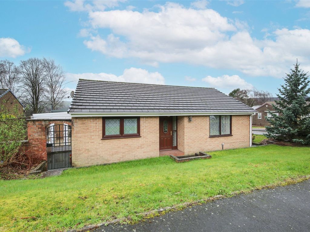 2 bed bungalow for sale in Hall Rise, Darley Dale, Matlock DE4, £395,000