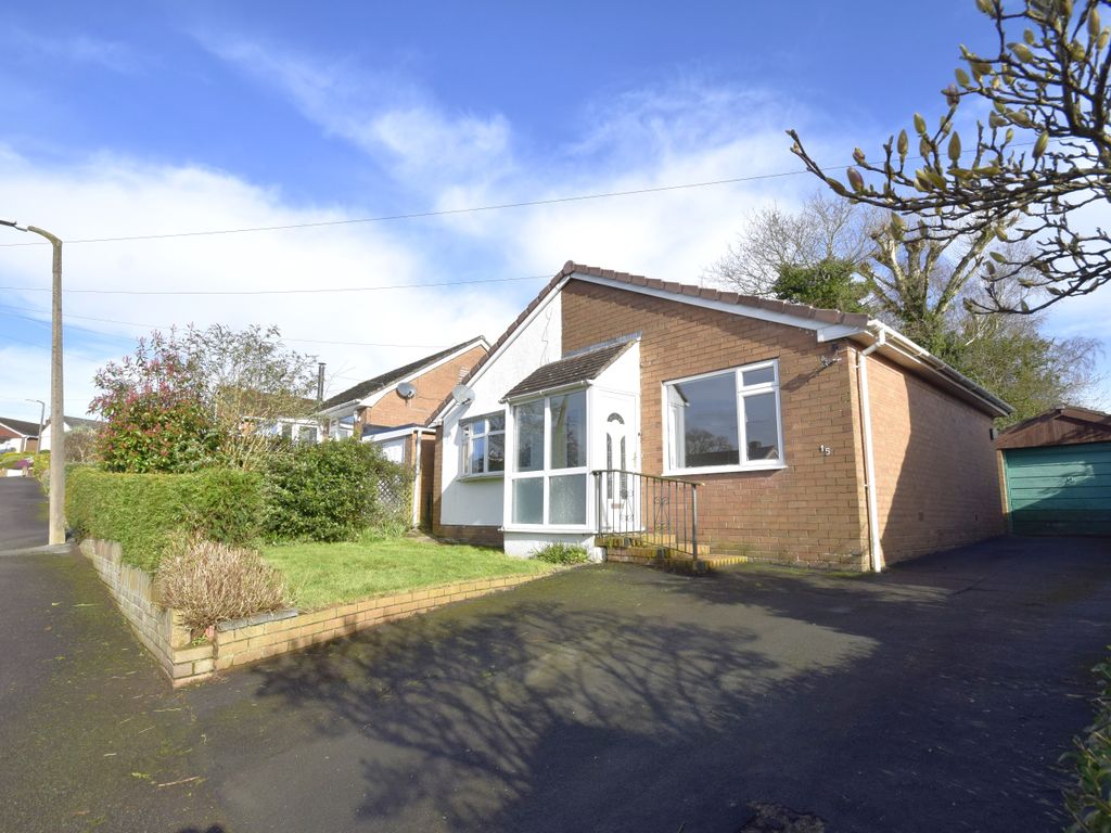 2 bed detached bungalow for sale in Highfields Avenue, Whitchurch SY13, £235,000