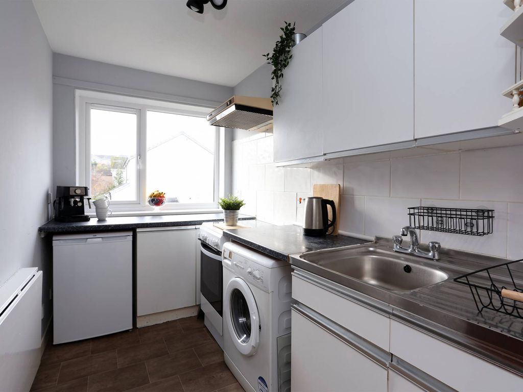 1 bed flat for sale in Alloa, Clackmannanshire FK10, £680,000