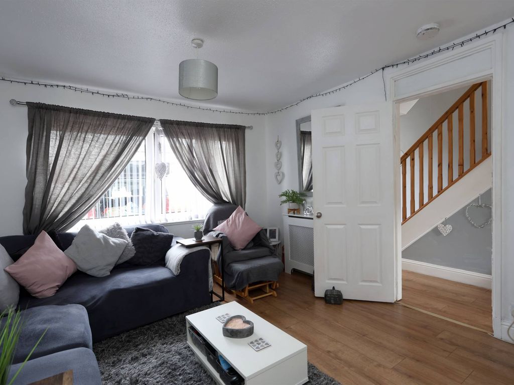 1 bed flat for sale in Elgin Drive, Stirling FK7, £680,000
