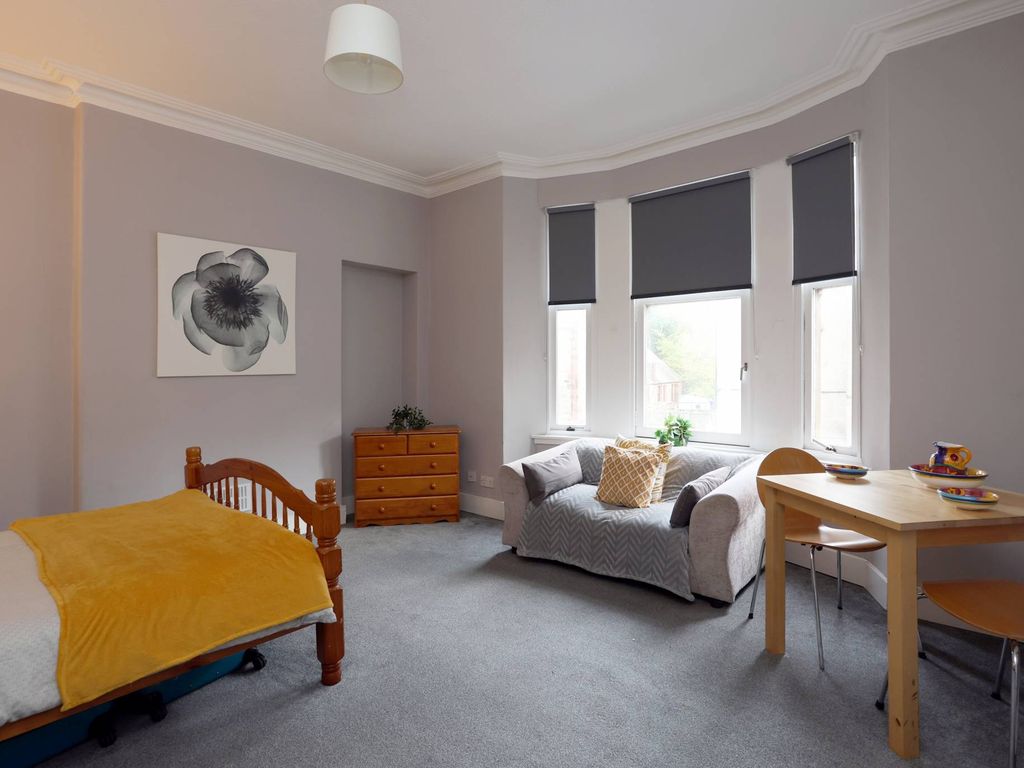 1 bed flat for sale in Elgin Drive, Stirling FK7, £680,000