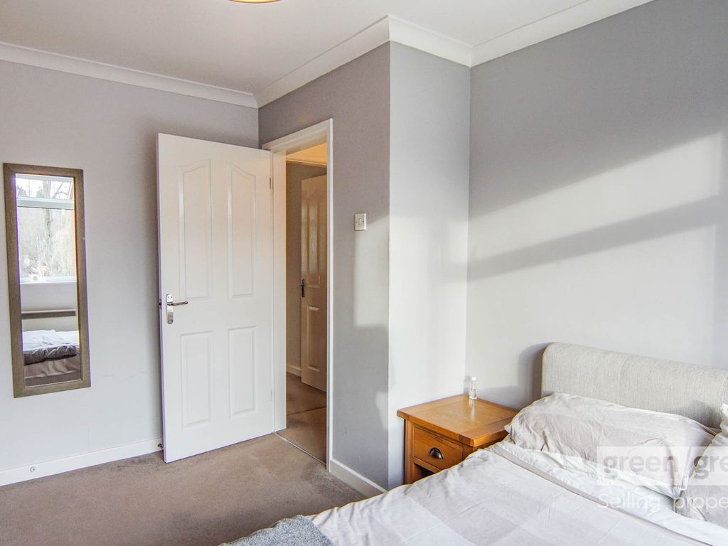 2 bed flat for sale in Main Road, Meriden CV7, £140,000