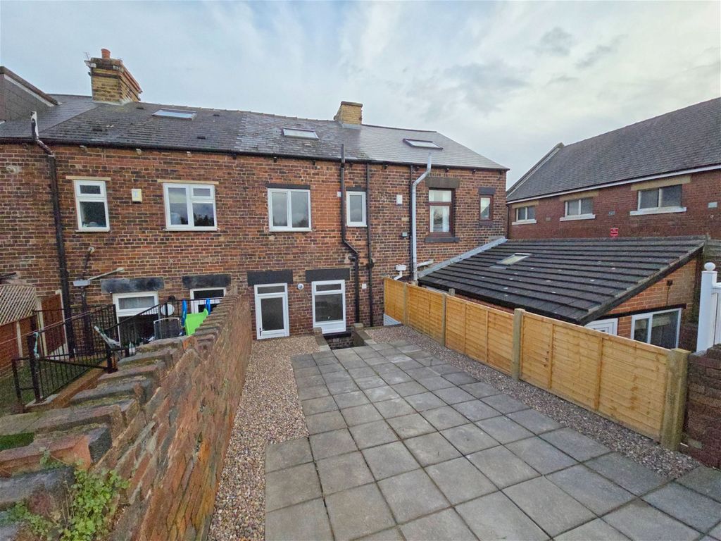 3 bed terraced house for sale in Barnsley Road, Cudworth, Barnsley S72, £135,000