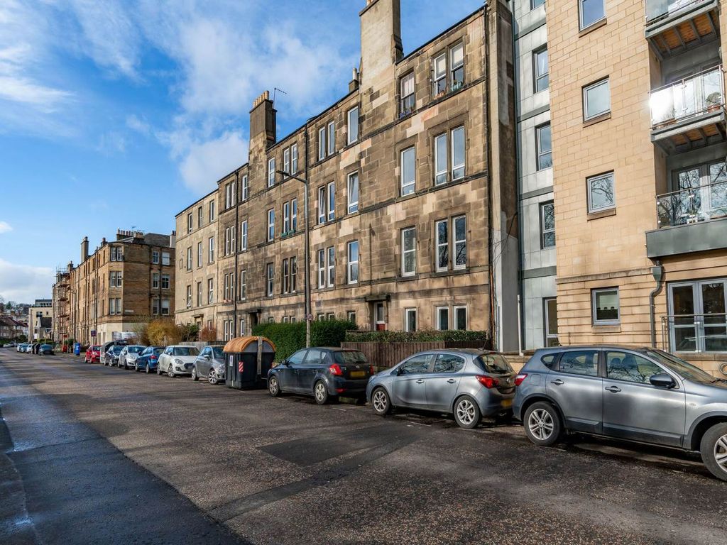 3 bed shared accommodation to rent in Balcarres Street, Morningside, Edinburgh EH10, £1,695 pcm