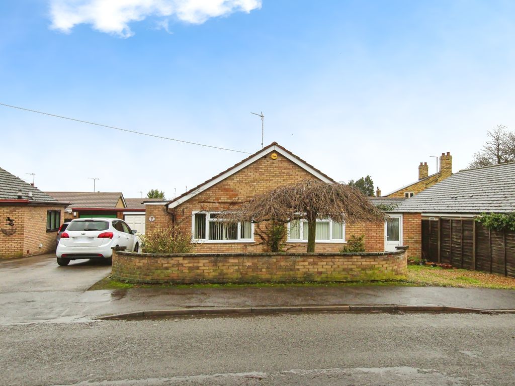 3 bed bungalow for sale in Broadway, Wilburton, Ely, Cambridgeshire CB6, £400,000