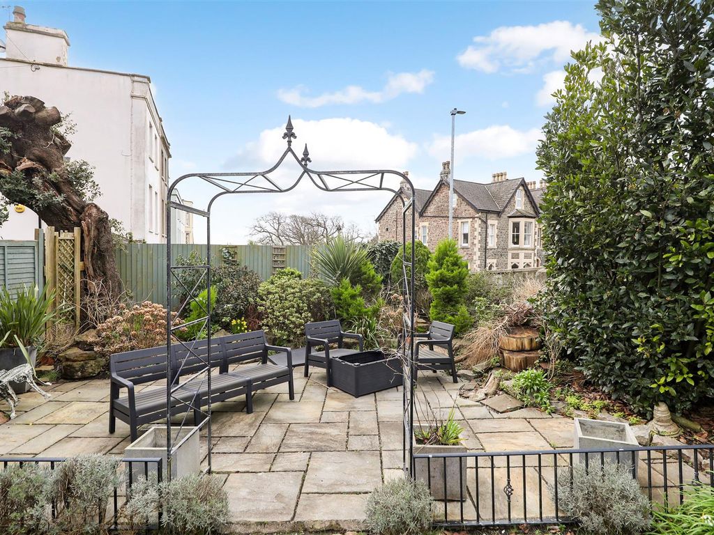 5 bed property for sale in Copse Road, Clevedon BS21, £895,000