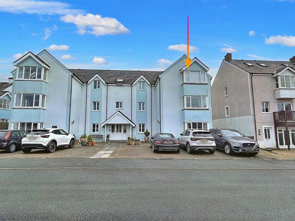 2 bed flat for sale in Puffin Way, Broad Haven, Haverfordwest SA62, £195,000