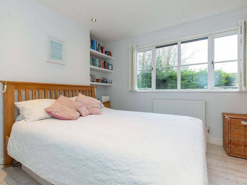 3 bed semi-detached house for sale in Fancott Drive, Kenilworth, Warwickshire CV8, £585,000