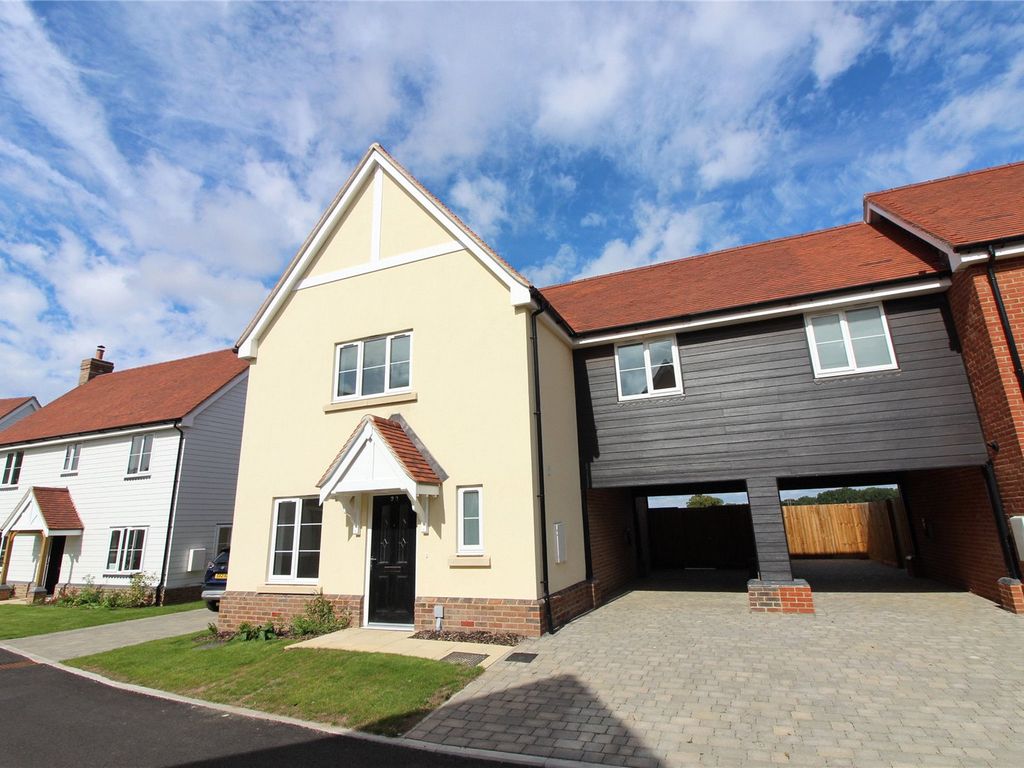 New home, 3 bed semi-detached house for sale in Scholars Close, Felsted CM6, £575,000