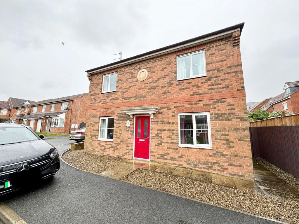 3 bed detached house for sale in Watercress Close, Bishop Cuthbert, Hartlepool TS26, £194,995