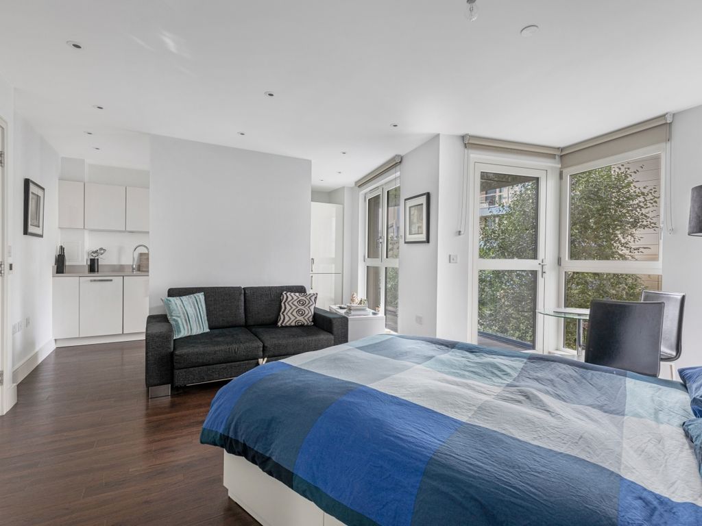 Studio to rent in Waterlow Court, Queensland Terrace, Islington N7, £1,777 pcm