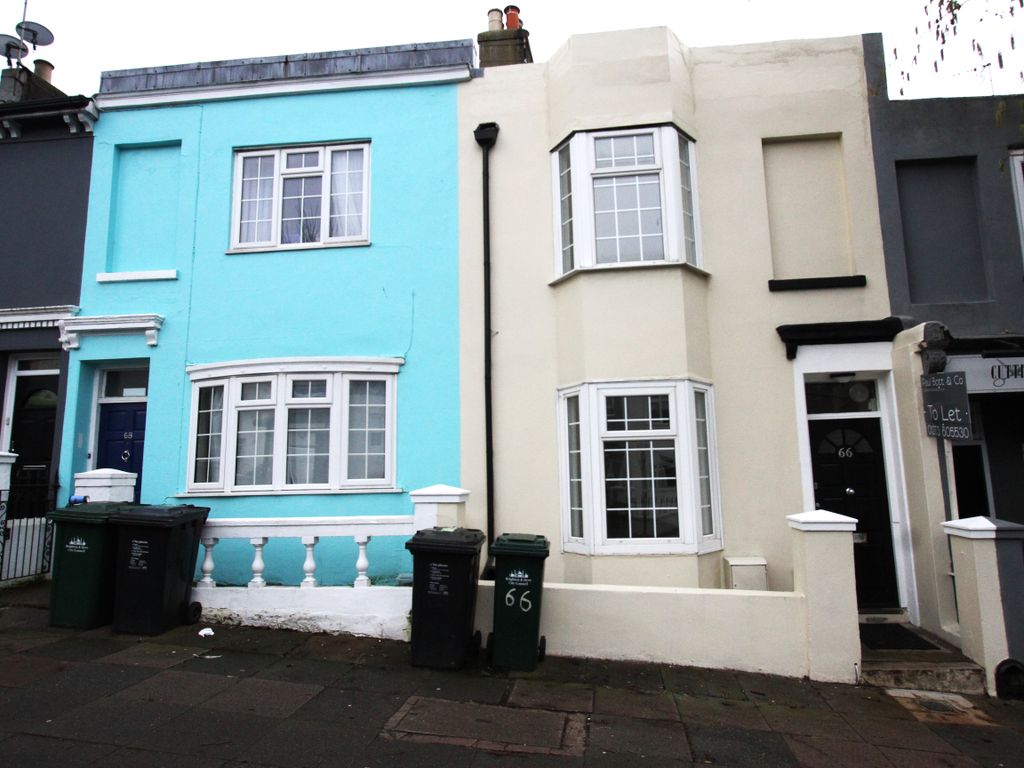 3 bed terraced house to rent in Elm Grove, Brighton BN2, £2,400 pcm