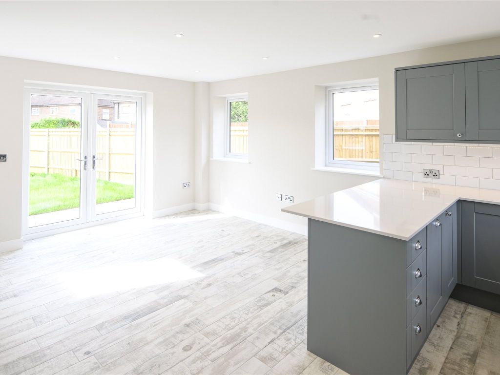 New home, 3 bed detached house for sale in Horley Row, Horley, Surrey RH6, £625,000