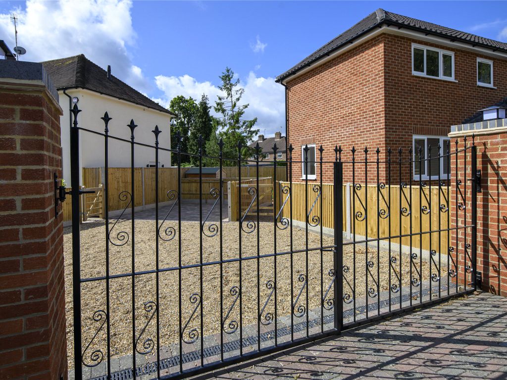 New home, 3 bed detached house for sale in Horley Row, Horley, Surrey RH6, £625,000