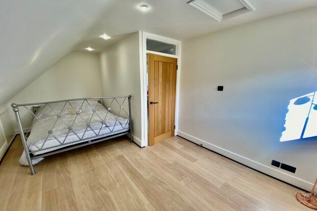 2 bed flat to rent in Felmersham Road, Bedford MK43, £1,150 pcm