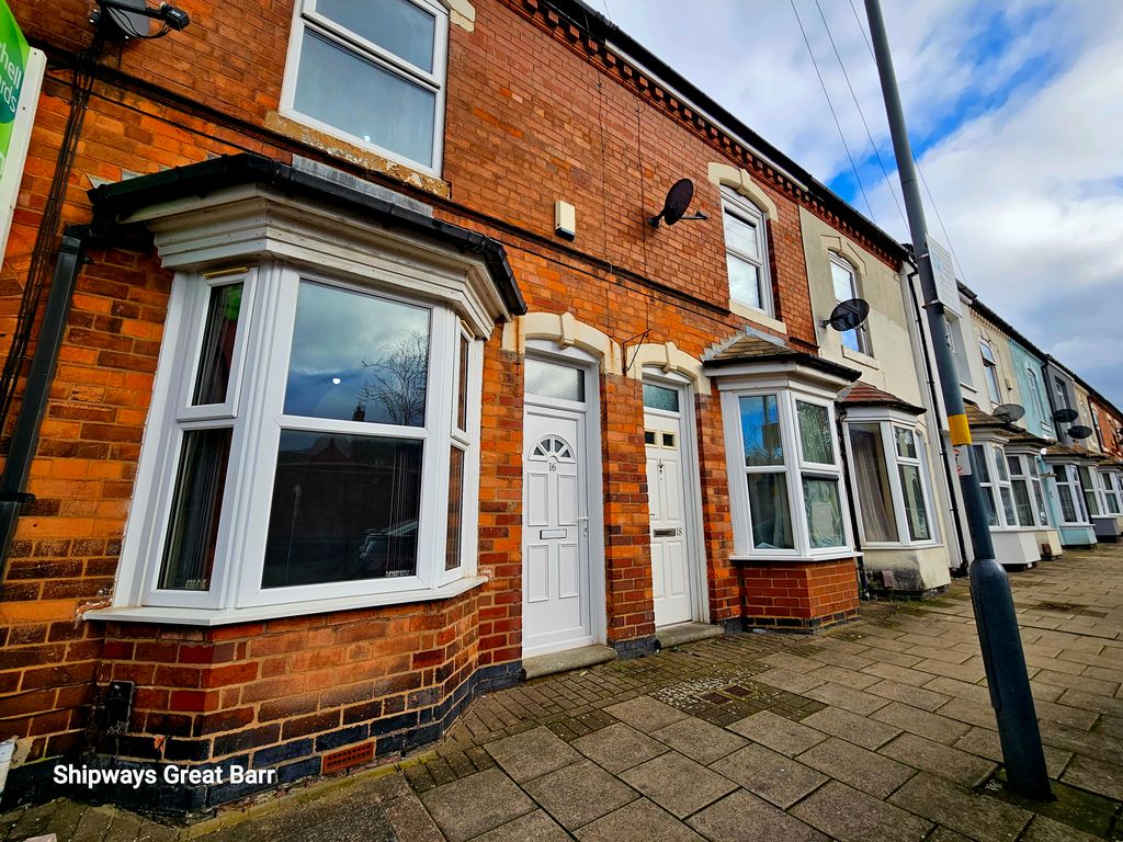 3 bed property to rent in Village Road, Aston, Birmingham B6, £1,000 pcm