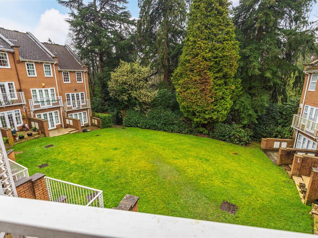 3 bed end terrace house for sale in Branksome Wood Road, Westbourne, Bournemouth BH4, £525,000