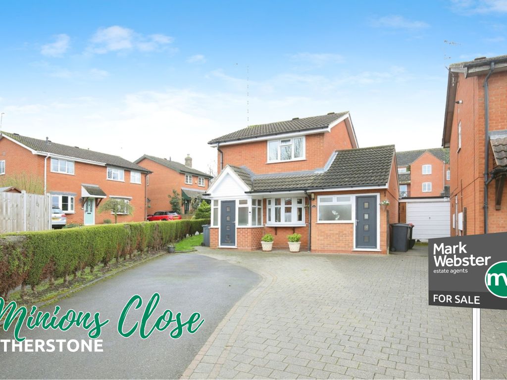 3 bed detached house for sale in Minions Close, Atherstone CV9, £289,995