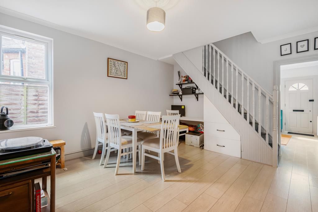 2 bed end terrace house for sale in Chesham, Buckinghamshire HP5, £425,000