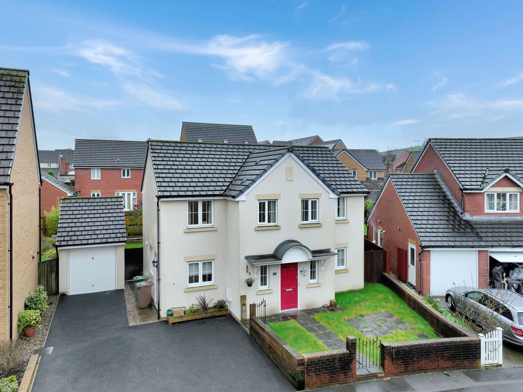 5 bed detached house for sale in Druids Close, Caerphilly CF83, £475,000