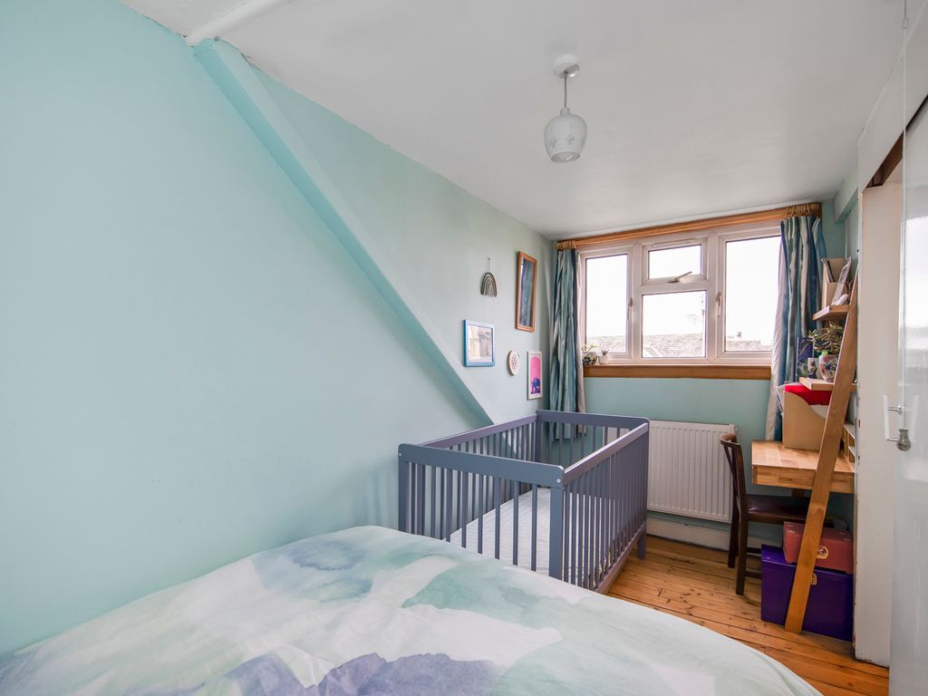 2 bed flat for sale in 12 Atholl Terrace, Haymarket EH11, £335,000