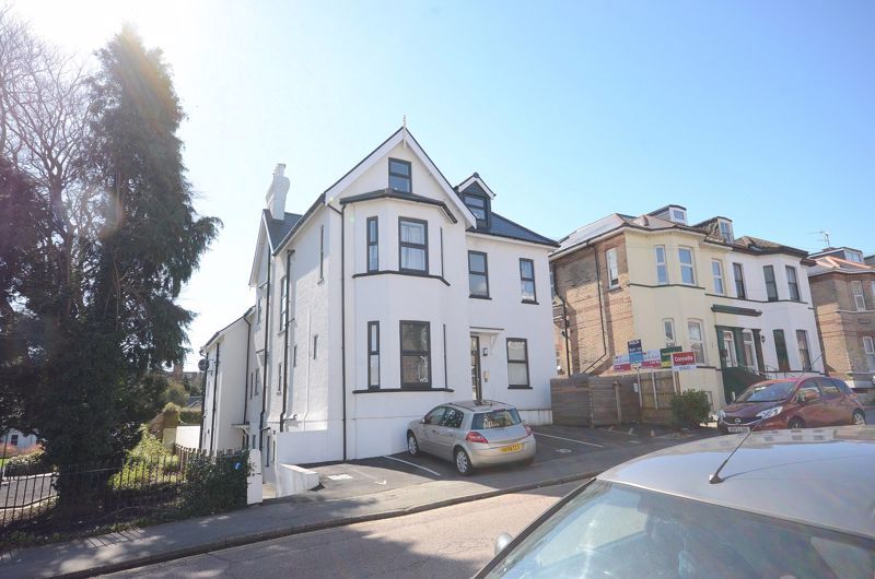 1 bed flat for sale in Southcote Road, Bournemouth BH1, £155,000