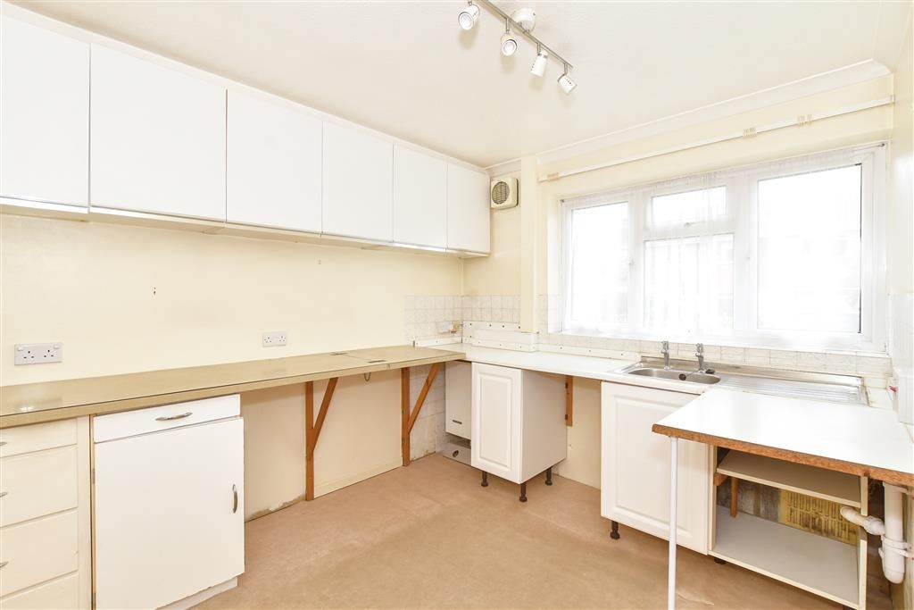 3 bed end terrace house for sale in St. Mary's Gardens, Littlehampton, West Sussex BN17, £198,500