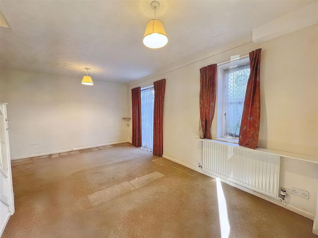 2 bed terraced house for sale in Rachel Square, Duffryn, Newport NP10, £135,000