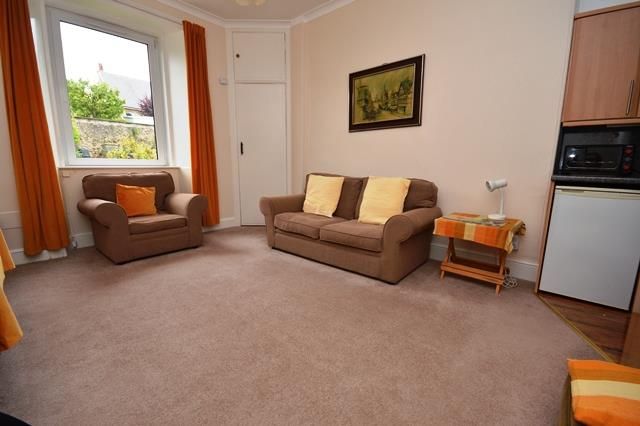 1 bed flat to rent in Balcarres Street, Edinburgh EH10, £950 pcm