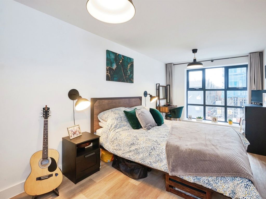 1 bed flat for sale in Bradford Street, Birmingham B12, £190,000
