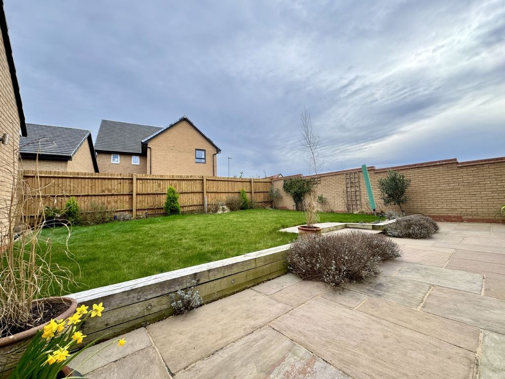 4 bed detached house for sale in Brudenell, Godmanchester PE29, £500,000