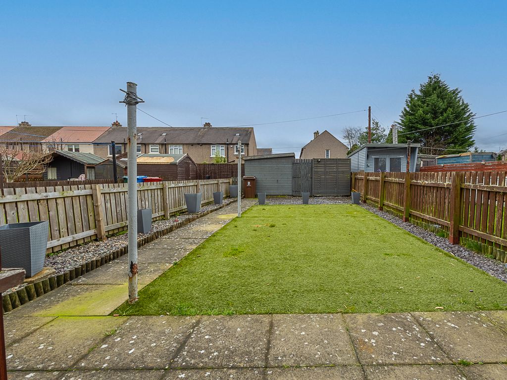 2 bed terraced house for sale in Overton Road, Grangemouth, Falkirk FK3, £100,000