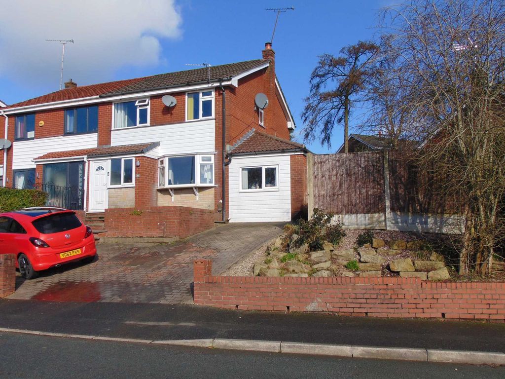 3 bed semi-detached house for sale in Tandlewood Park, Royton OL2, £320,000