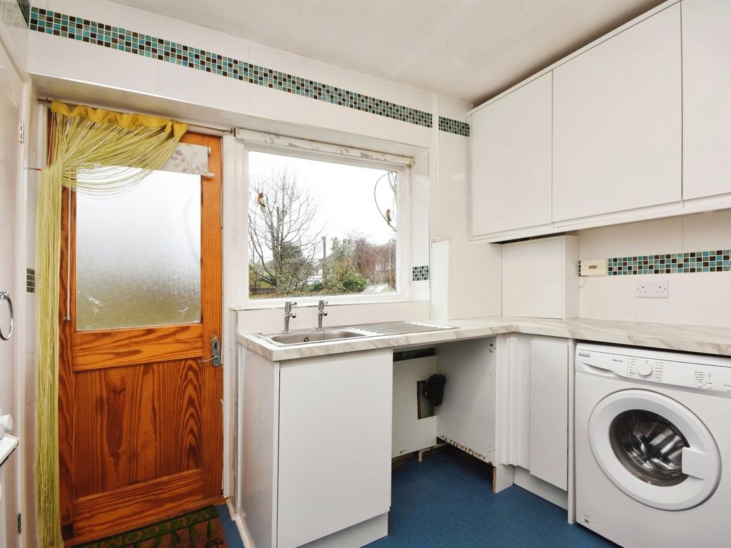 3 bed semi-detached house for sale in Park Vale Close, Castle Hedingham, Halstead CO9, £275,000