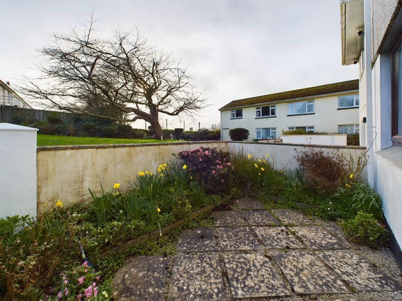 2 bed property for sale in Pendennis Road, Penzance TR18, £250,000