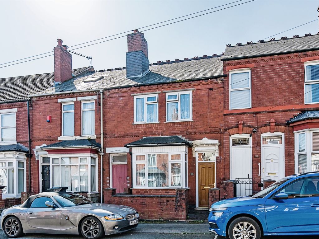 3 bed terraced house for sale in Crescent Road, Dudley DY2, £110,000
