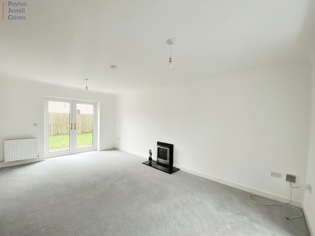 5 bed detached house for sale in Waun Wen Bettws Road, Llangeinor, Bridgend County. CF32, £365,000
