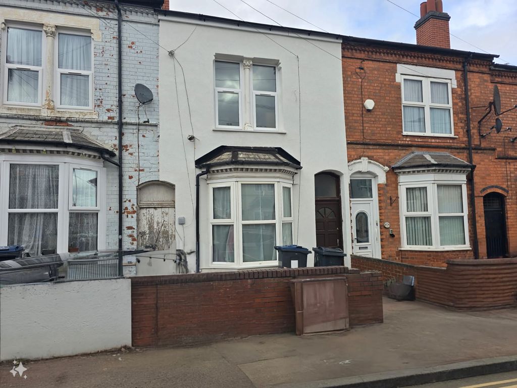 3 bed terraced house to rent in Freer Road, Birmingham B6, £1,200 pcm