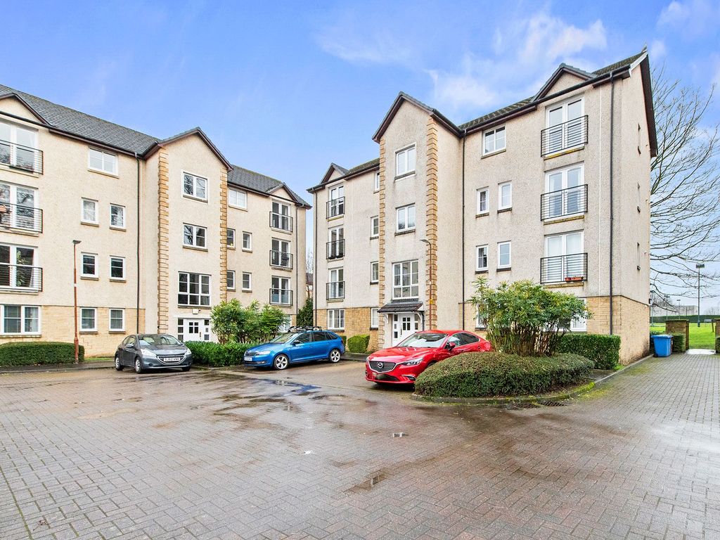 2 bed flat for sale in Madderfield Mews, Linlithgow EH49, £175,000
