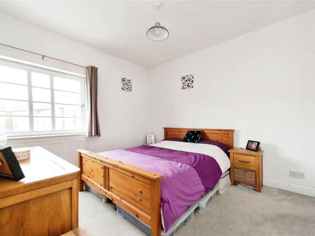 2 bed detached house for sale in Park Road, Kingston Upon Thames KT2, £700,000