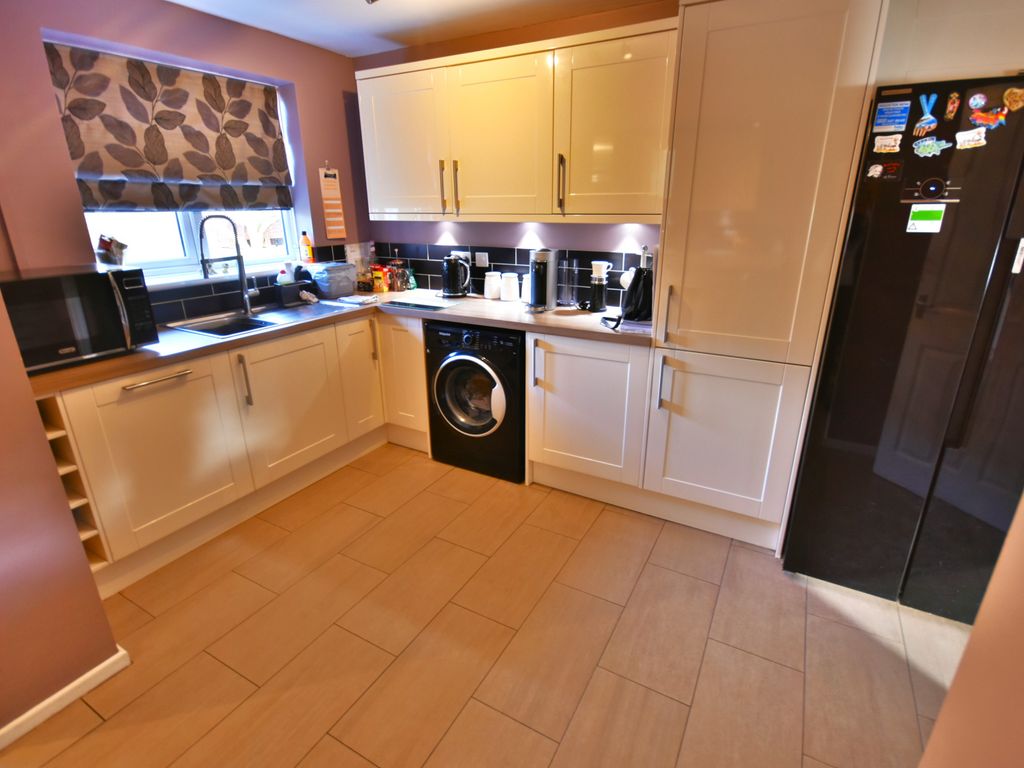 4 bed detached house for sale in Hunters Meadow, Crosslanes, Wrexham LL13, £335,000