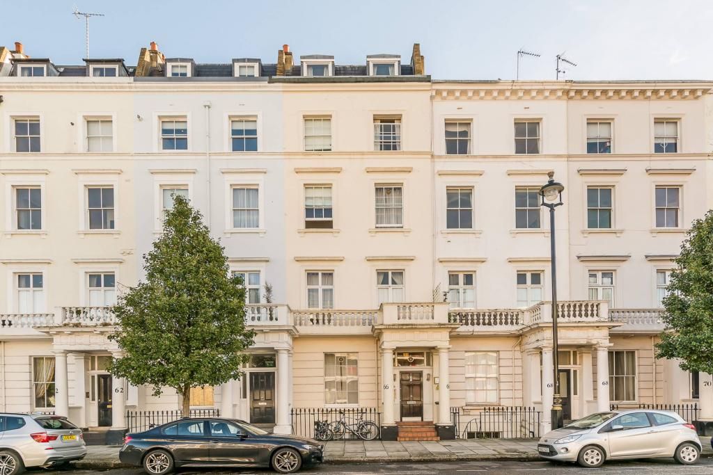 Studio to rent in Claverton Street, Pimlico, London SW1V, £1,950 pcm