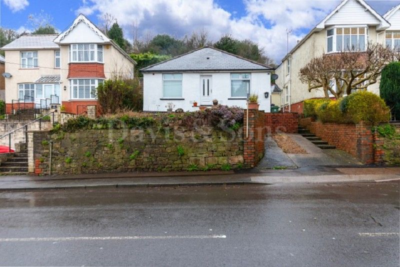 2 bed detached bungalow for sale in Usk Road, Pontypool, Monmouthshire. NP4, £285,000