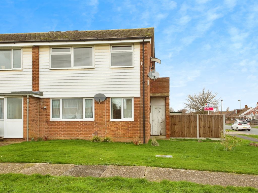 2 bed flat for sale in Brewers Lane, Gosport PO13, £125,000