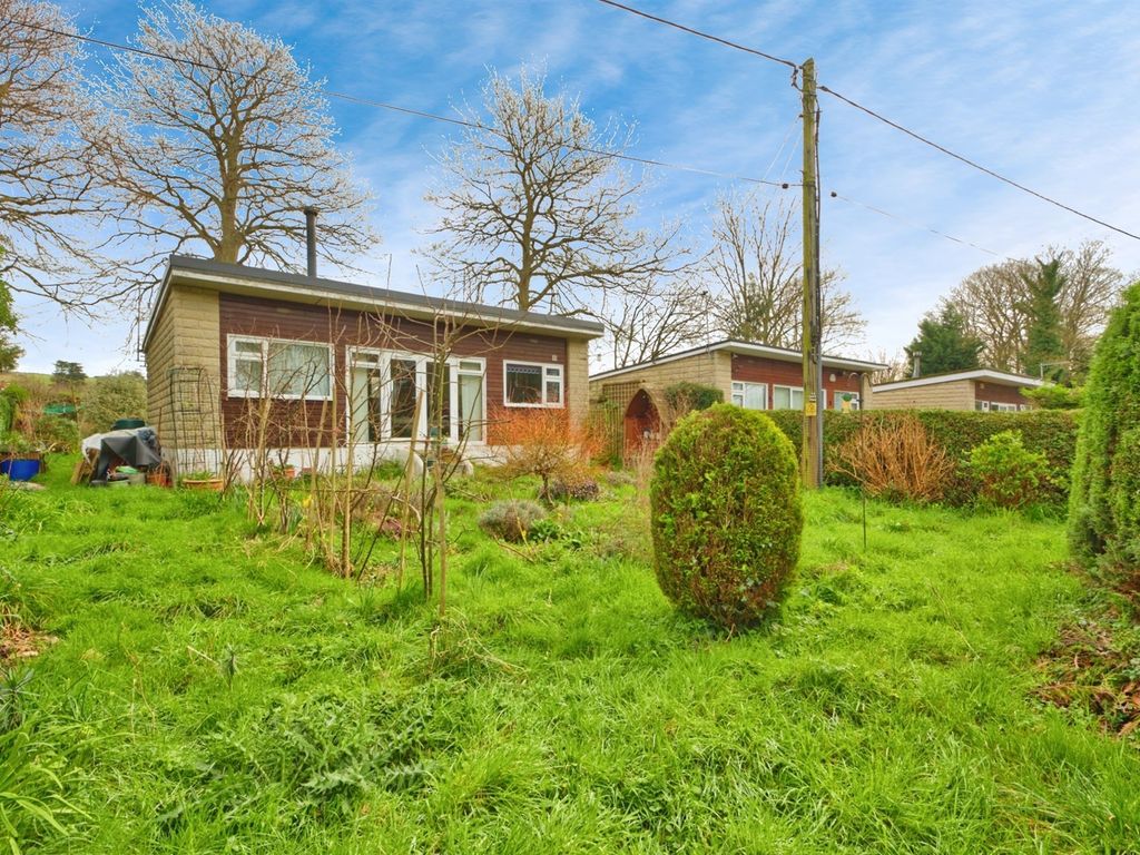 2 bed bungalow for sale in Cleeve Park, Chapel Cleeve, Minehead TA24, £199,950