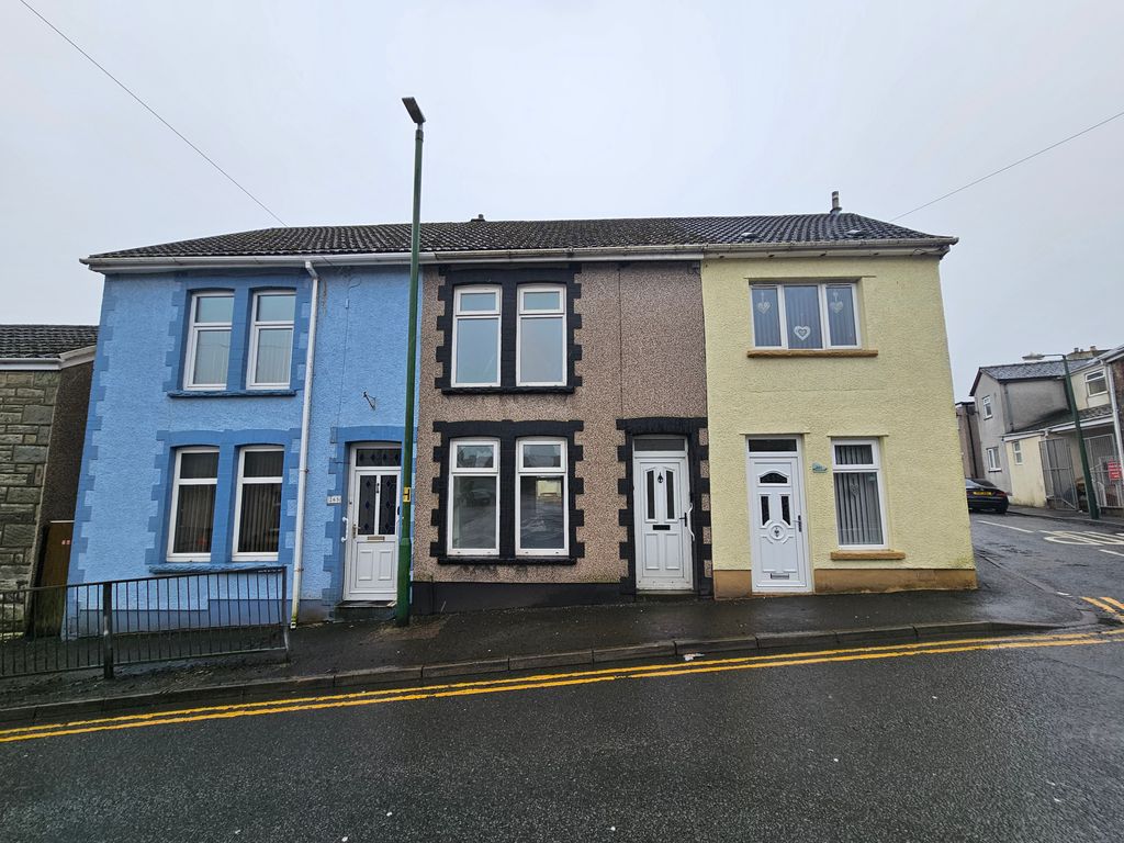 3 bed terraced house to rent in King Street, Ebbw Vale NP23, £850 pcm
