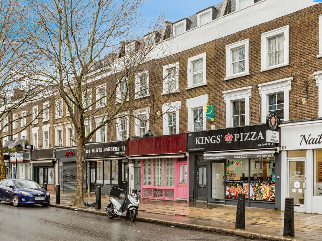 1 bed flat for sale in Caledonian Road, London N1, £415,000