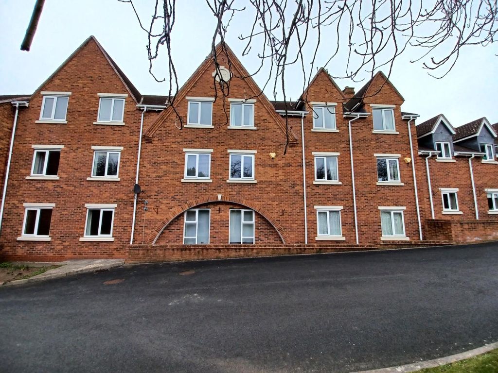 2 bed flat to rent in Monarch Gate, Yew Tree Lane, Solihull B91, £975 pcm